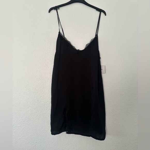 NWT Urban Outfitters Black Lace Slip Slit Mini Dress Medium - Picture 2 of 3